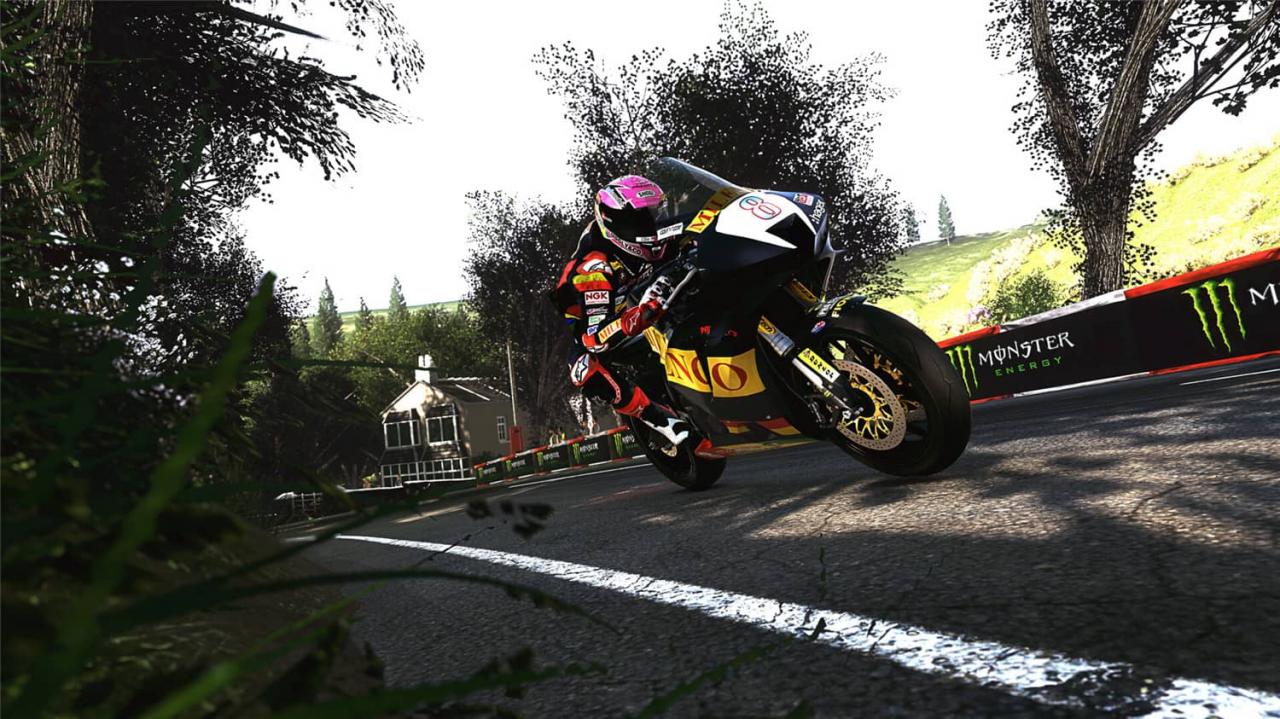 《曼岛TT:边缘竞速3》v1.0.0中文版 《曼岛TT:边缘竞速3》v1.0.0中文版